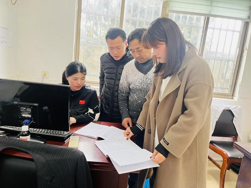 bc6bb43fcd5fceb0a5405a05f5e9285.jpg bc6bb43fcd5fceb0a5405a05f5e9285.jpg