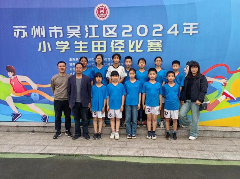 合照.jpg 合照.jpg