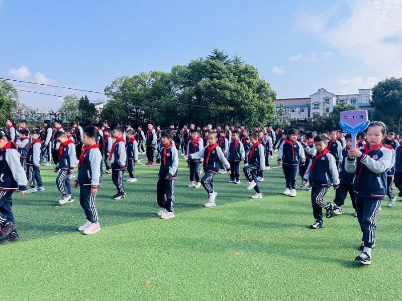 f85f7a00144c70c2189bc1e0de7e325.jpg f85f7a00144c70c2189bc1e0de7e325.jpg