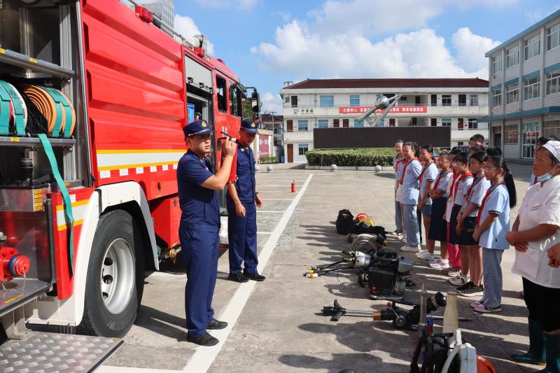 IMG_8977(1).jpg IMG_8977(1).jpg