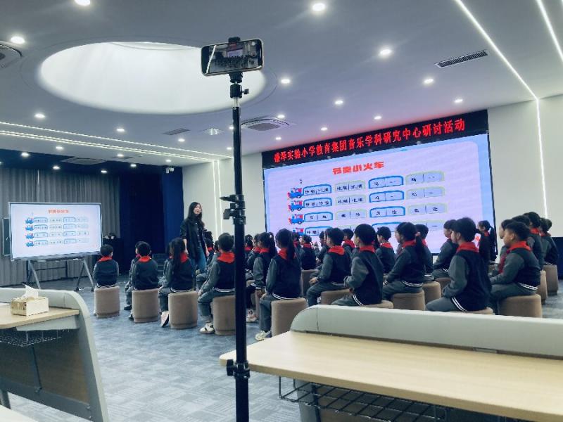 听课.jpg 听课.jpg